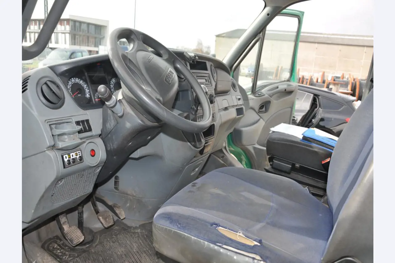 diverse schwimmende Arbeitsgeräte-7