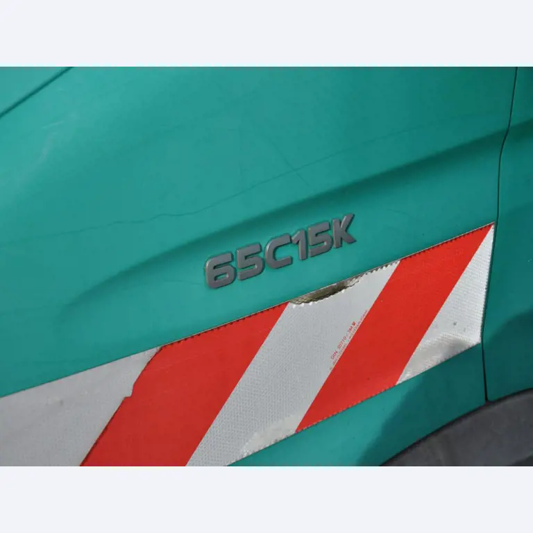 diverse schwimmende Arbeitsgeräte-8