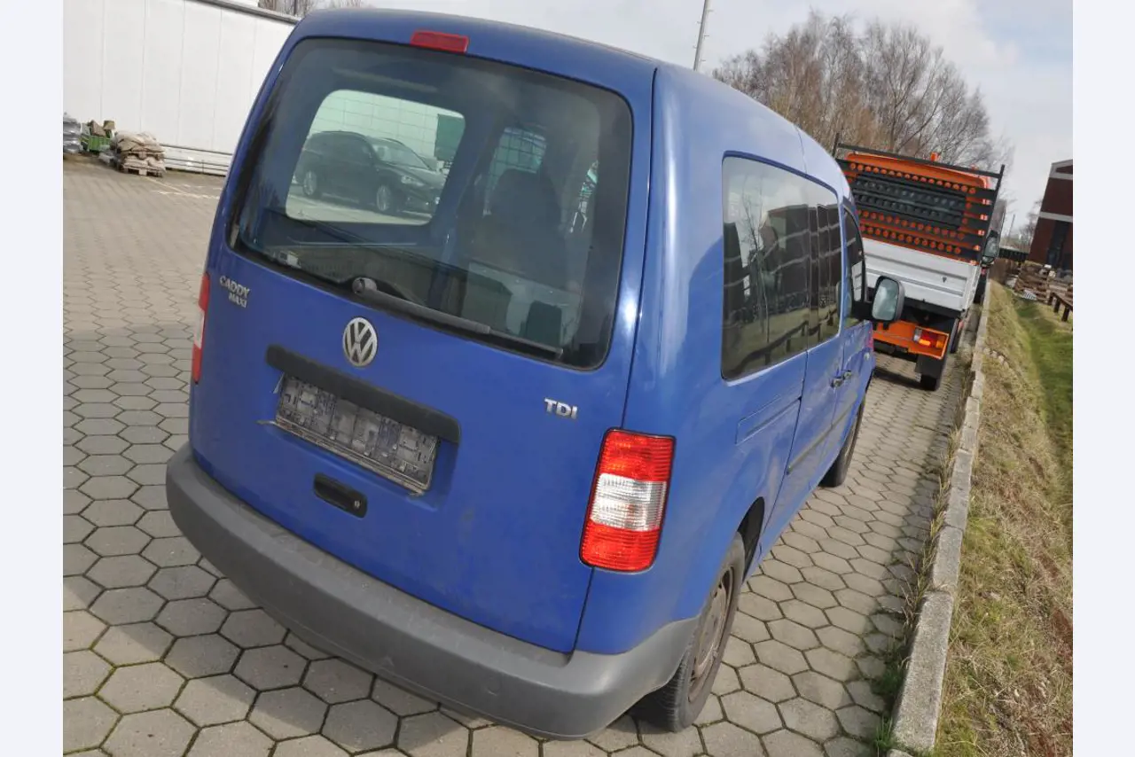 diverse schwimmende Arbeitsgeräte-4