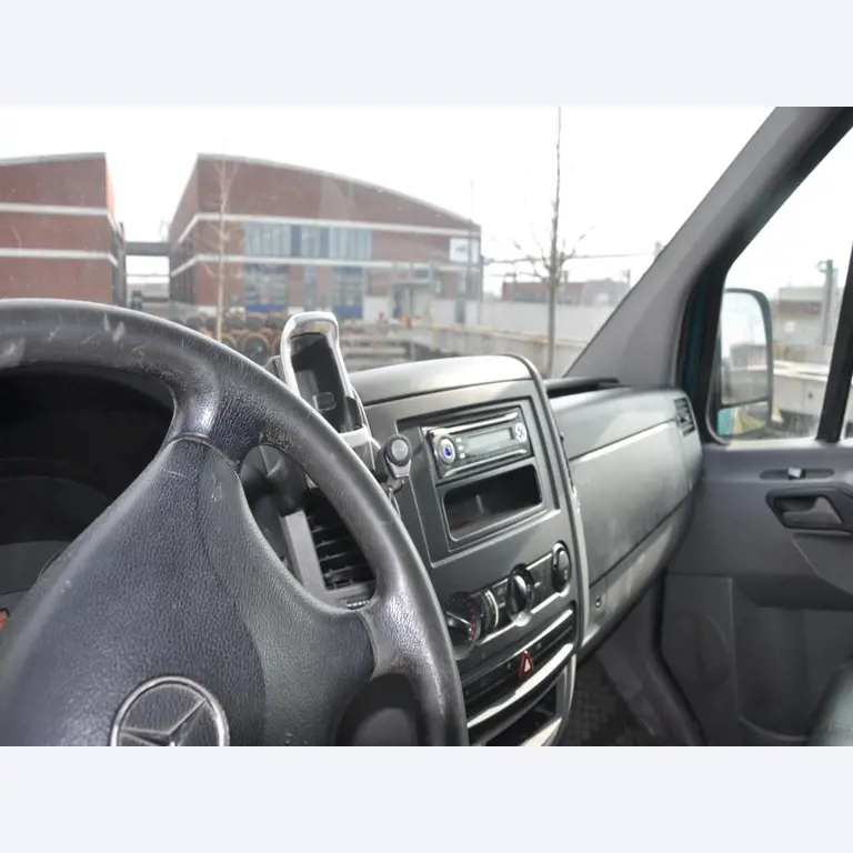 diverse schwimmende Arbeitsgeräte-10