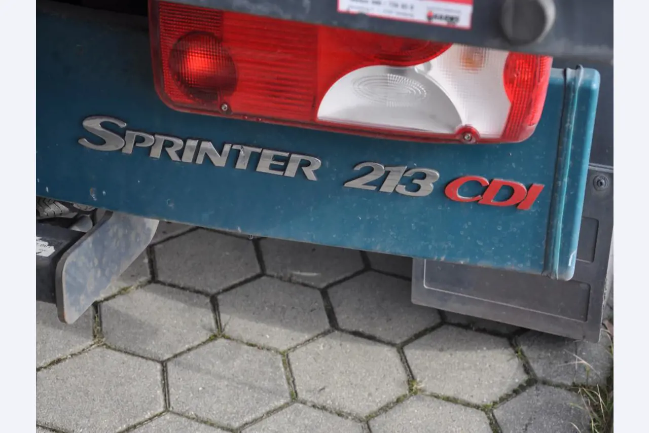 diverse schwimmende Arbeitsgeräte-6