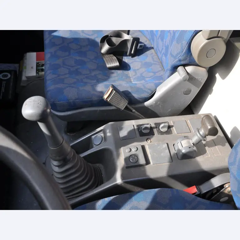 diverse schwimmende Arbeitsgeräte-13