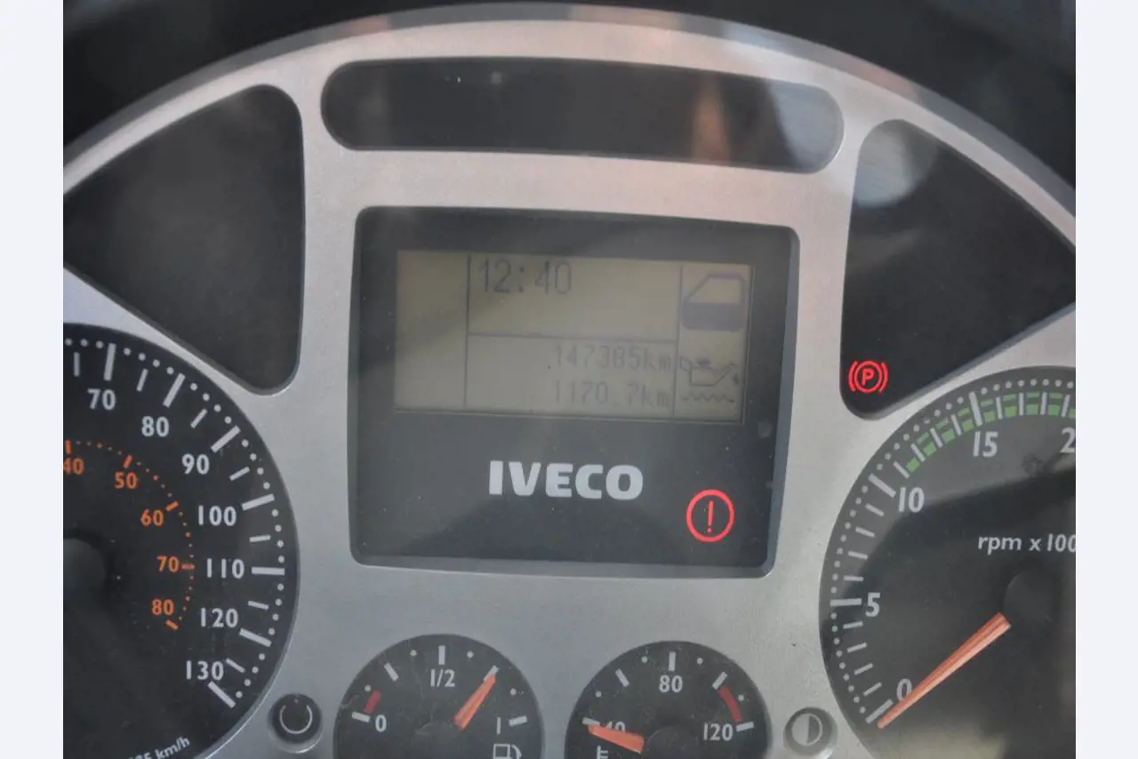 diverse schwimmende Arbeitsgeräte-15