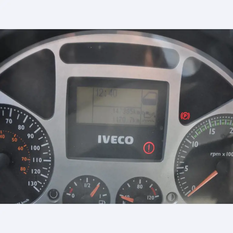 diverse schwimmende Arbeitsgeräte-15