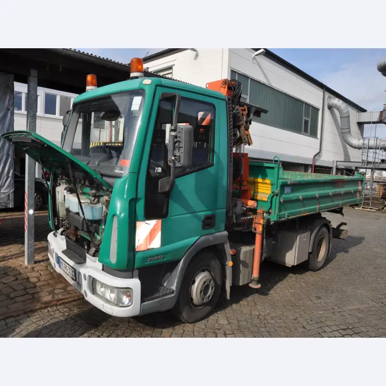 diverse schwimmende Arbeitsgeräte-1