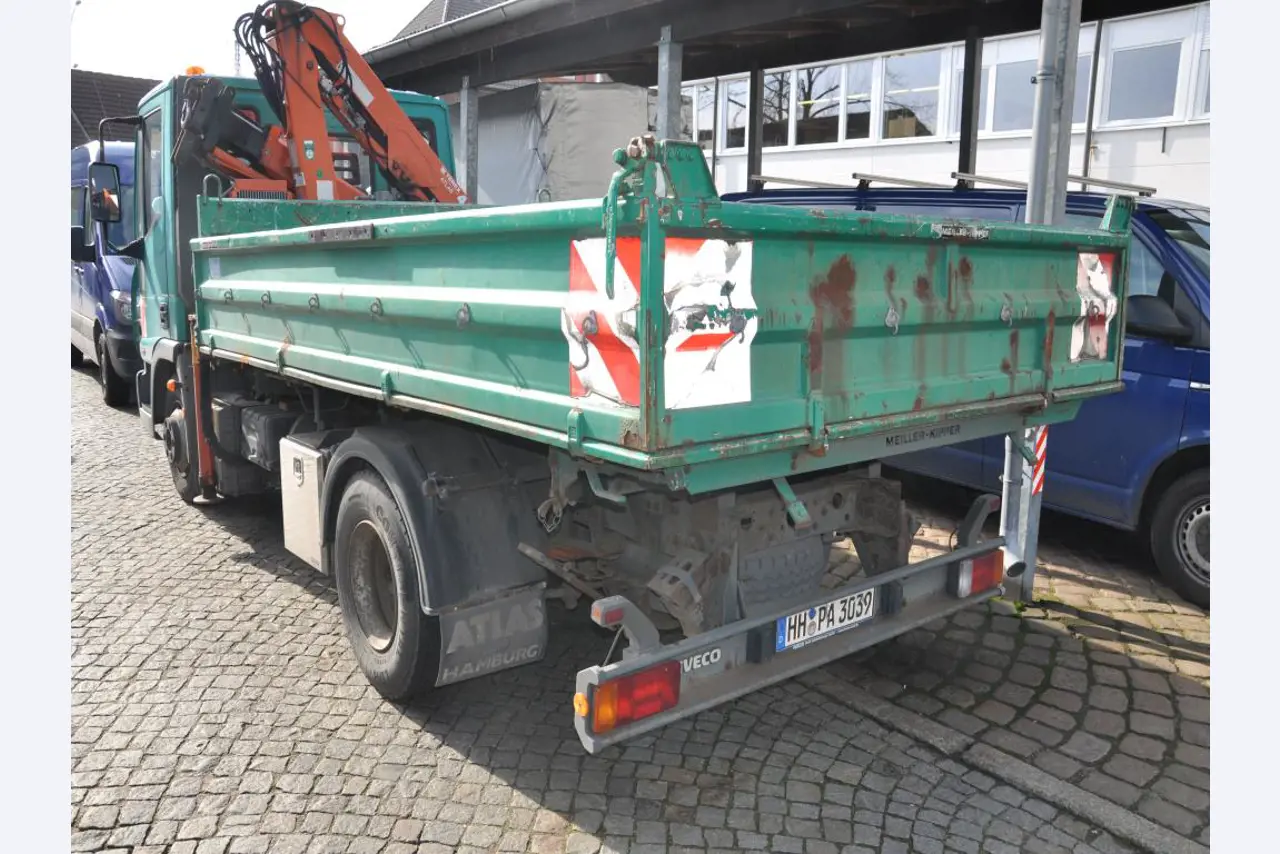 diverse schwimmende Arbeitsgeräte-2