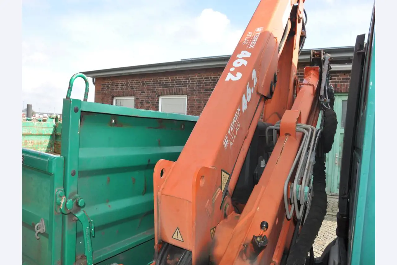 diverse schwimmende Arbeitsgeräte-6