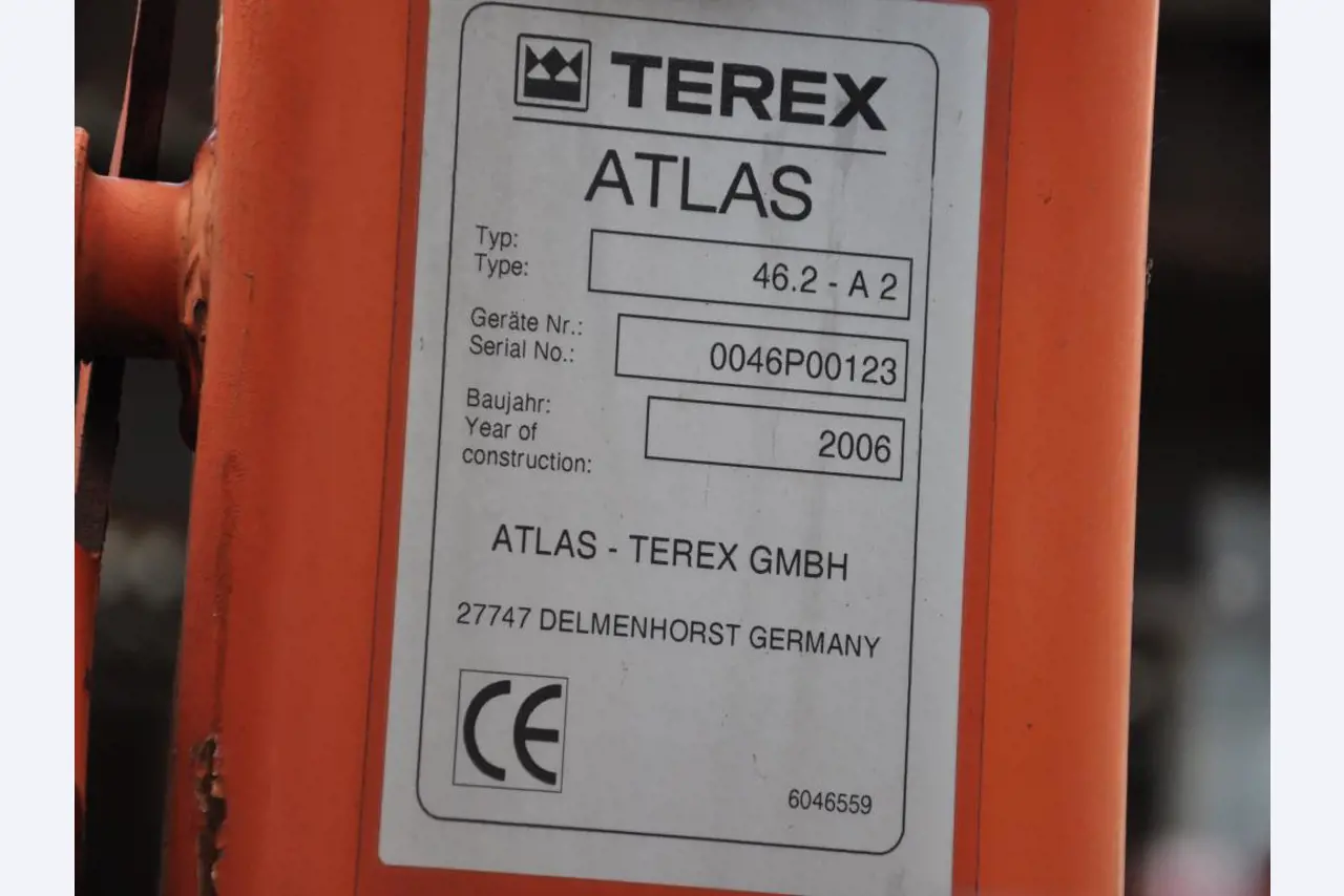 diverse schwimmende Arbeitsgeräte-9