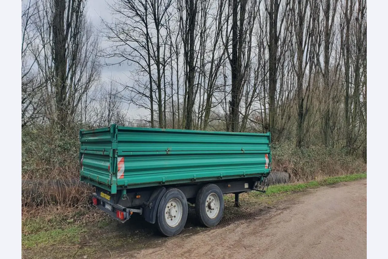 diverse schwimmende Arbeitsgeräte-7