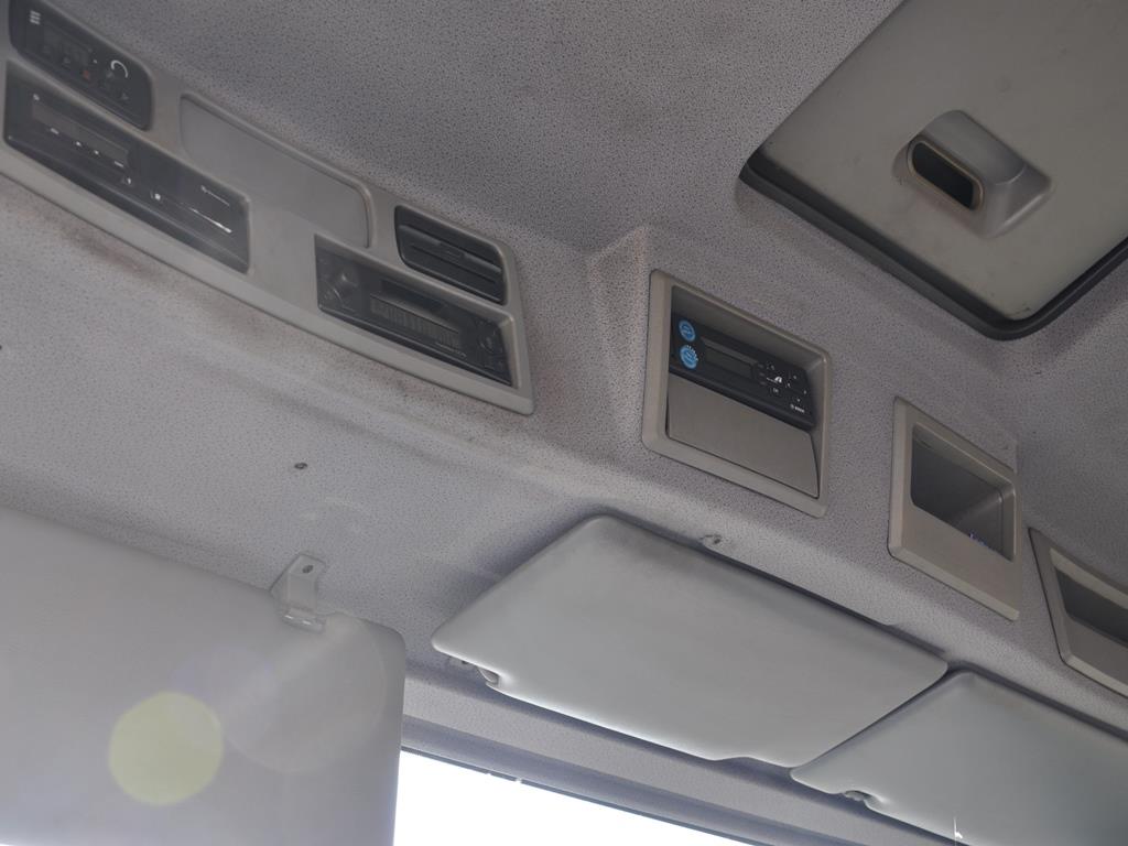 Različni plavajoči pripomočki-10