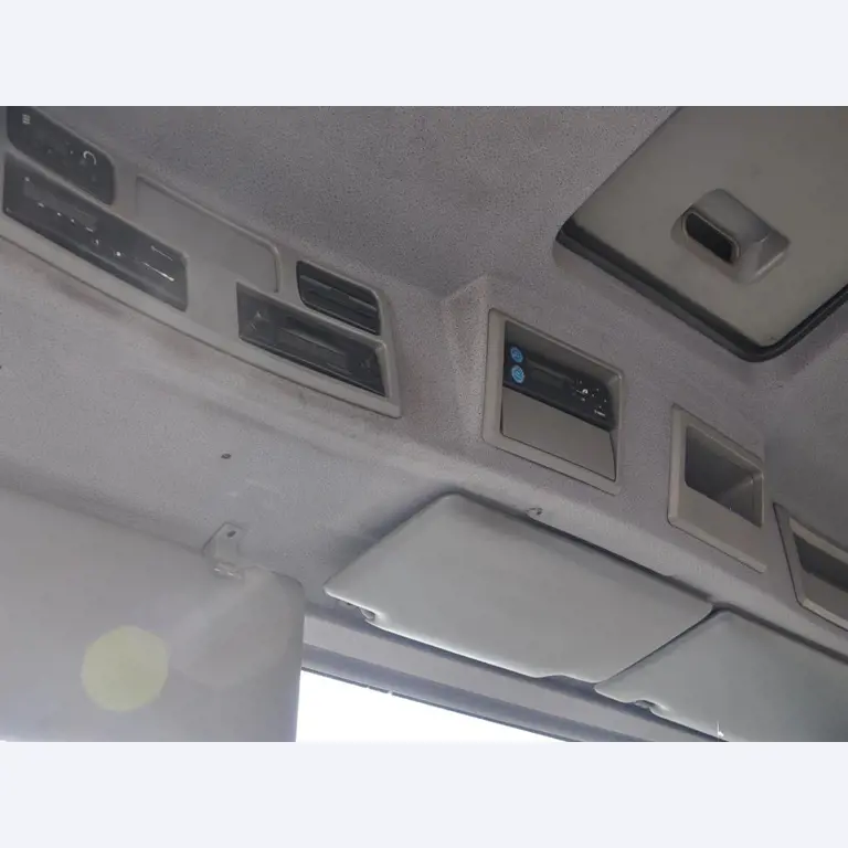 diverse schwimmende Arbeitsgeräte-10