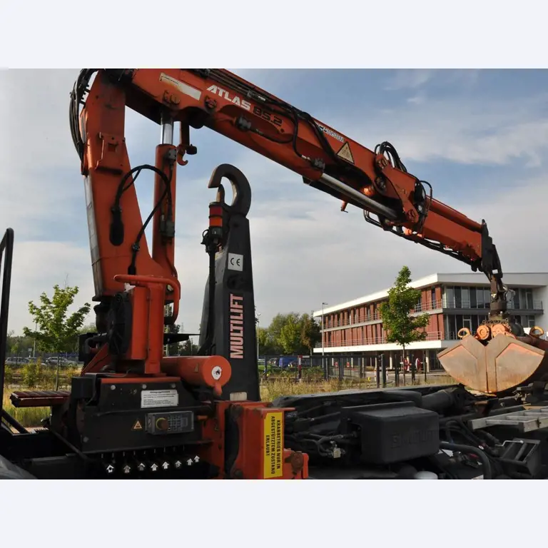 diverse schwimmende Arbeitsgeräte-11