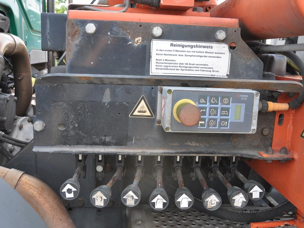 Različni plavajoči pripomočki-12