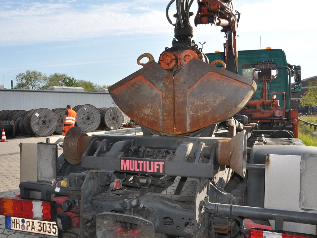 Različni plavajoči pripomočki-19