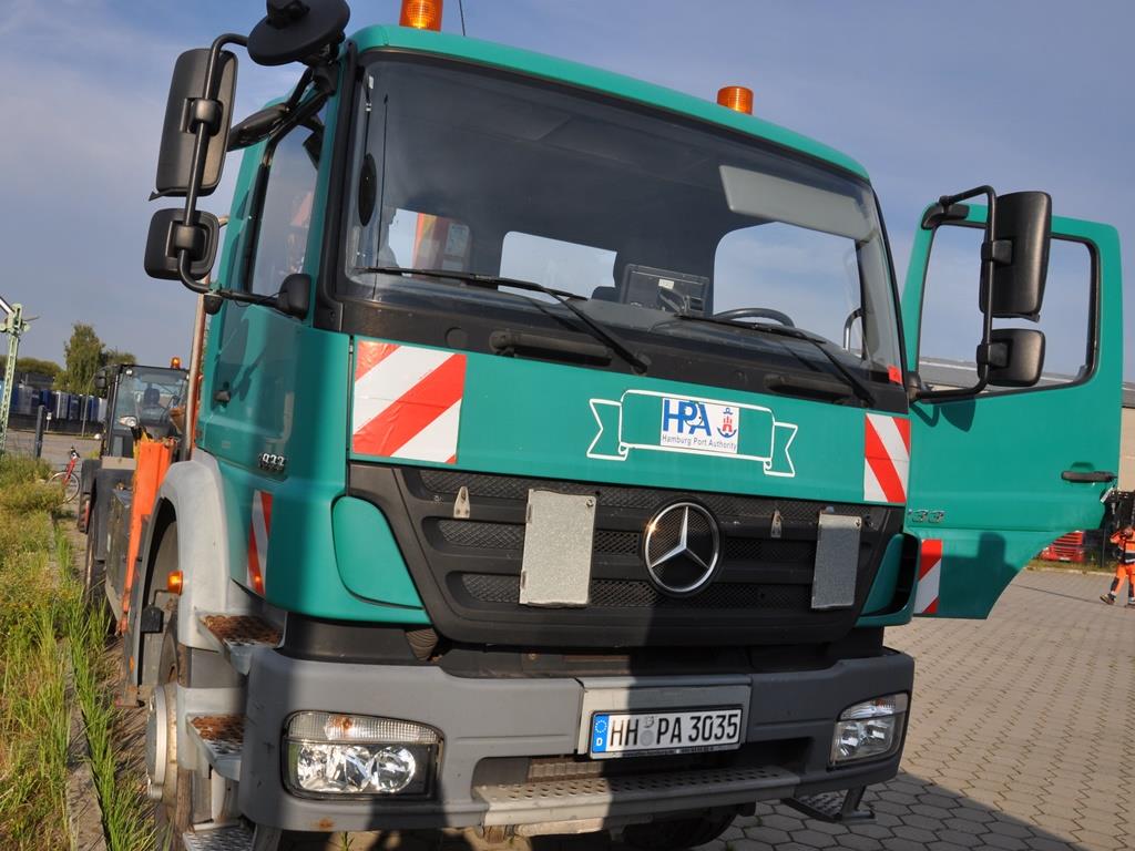 Različni plavajoči pripomočki-3