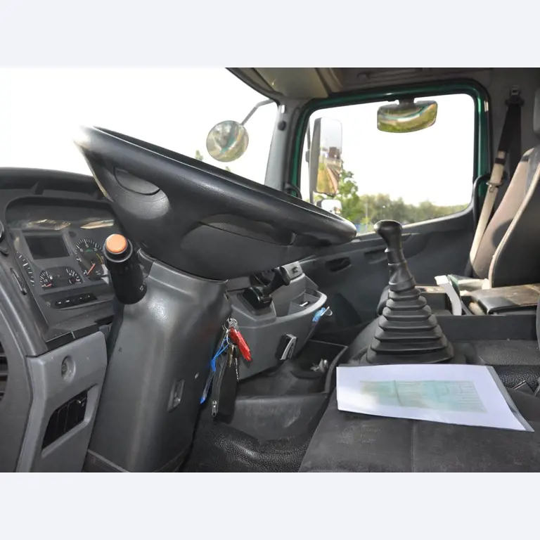 diverse schwimmende Arbeitsgeräte-6