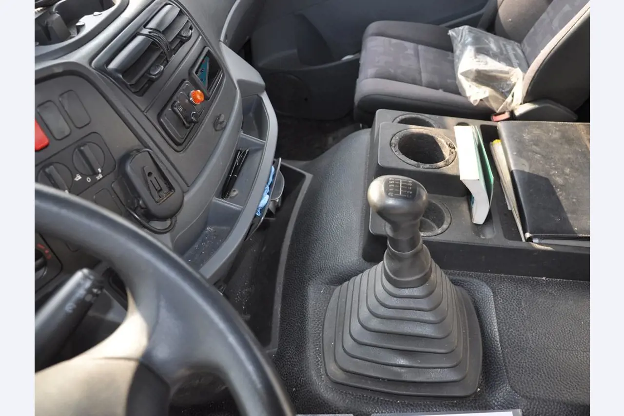 diverse schwimmende Arbeitsgeräte-7