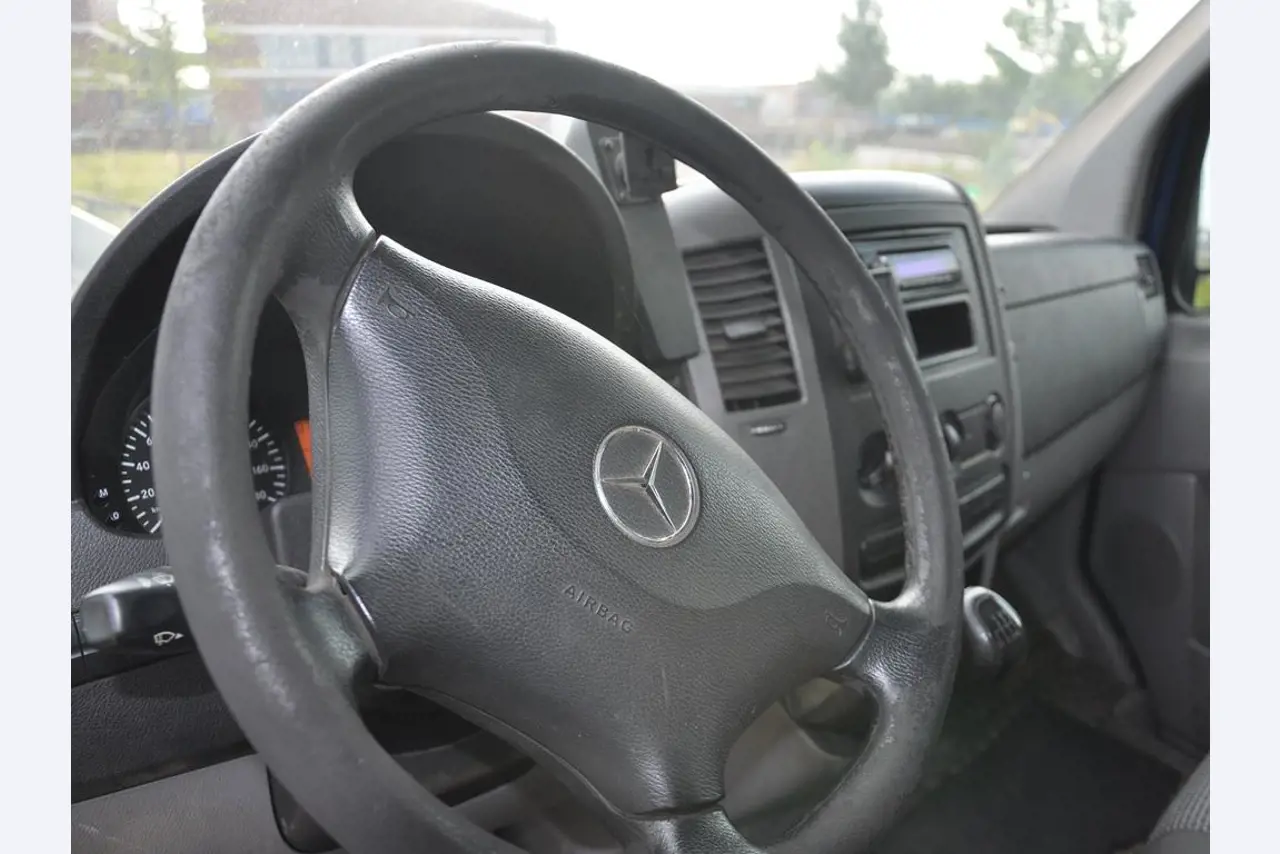 diverse schwimmende Arbeitsgeräte-11