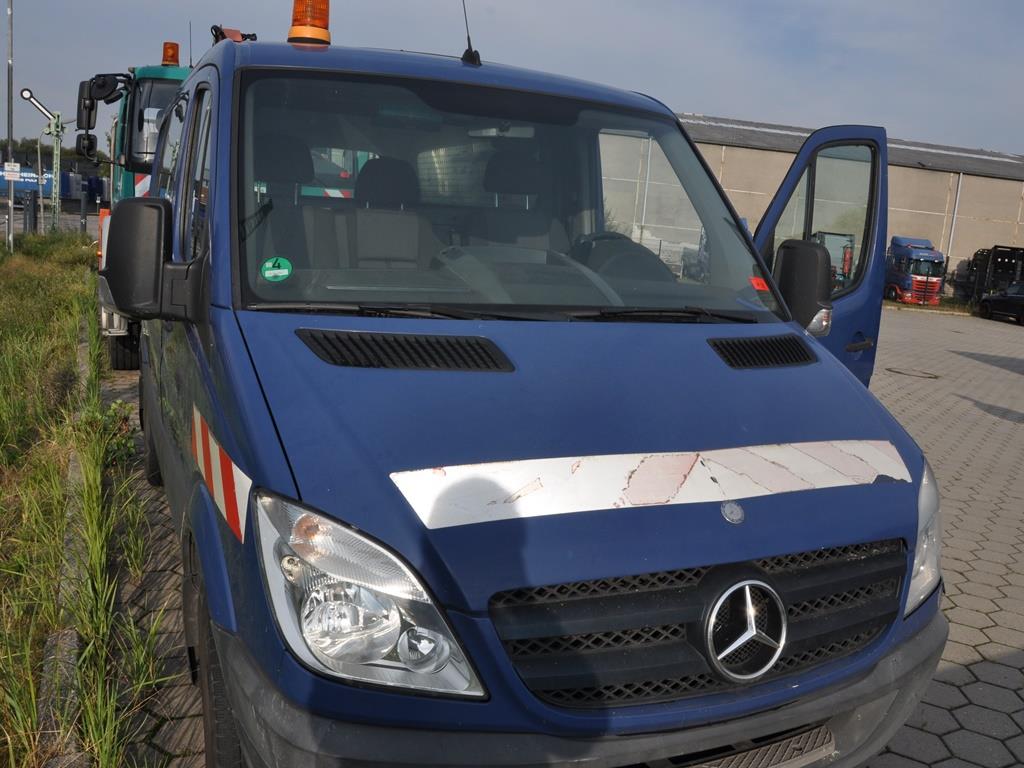 Različni plavajoči pripomočki-2