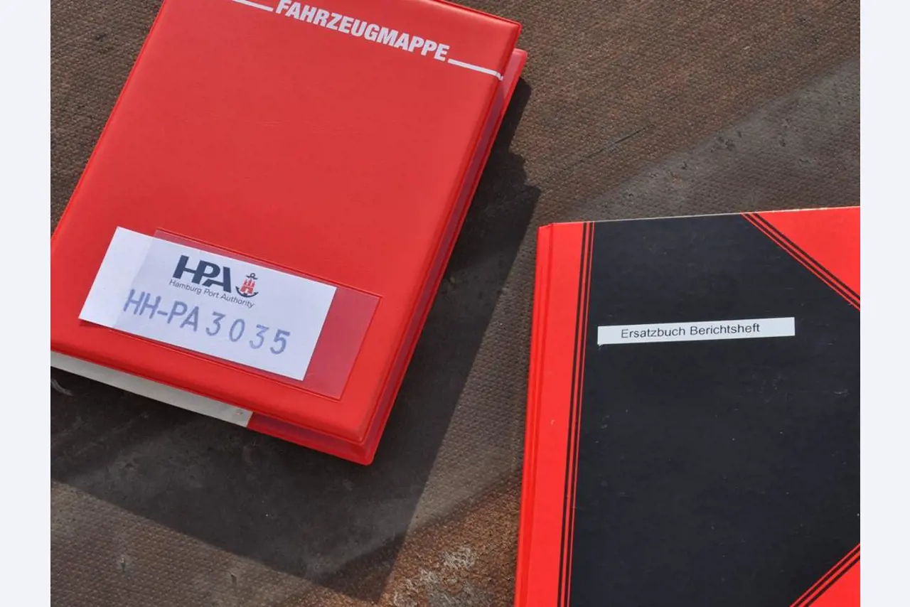 Diversos utensílios flutuantes-6