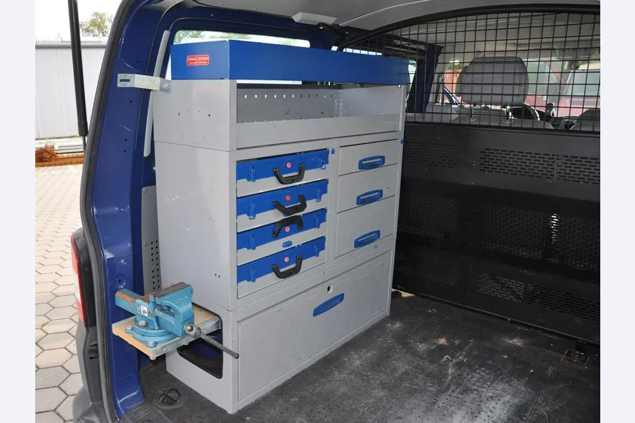 diverse schwimmende Arbeitsgeräte-11