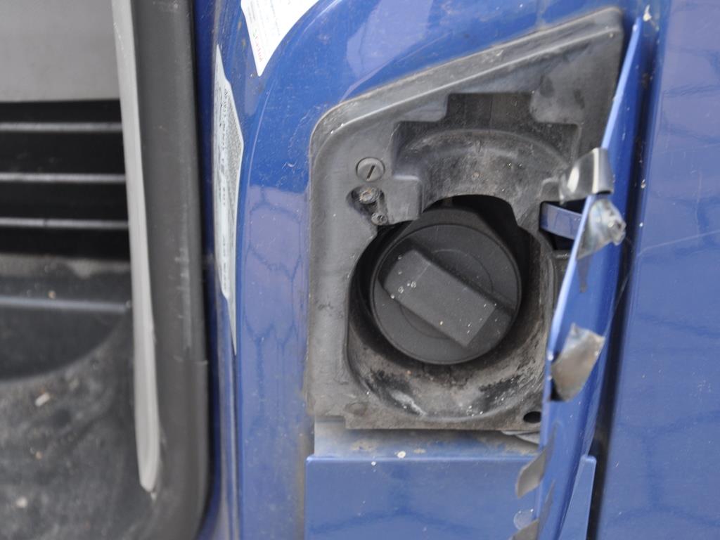 divers outils de travail flottants-15