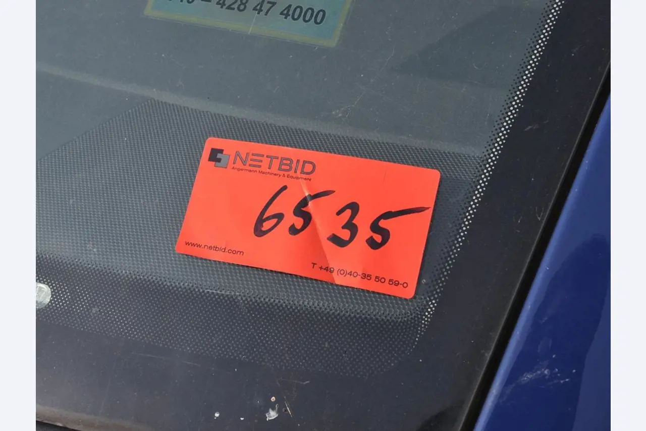 diverse schwimmende Arbeitsgeräte-2