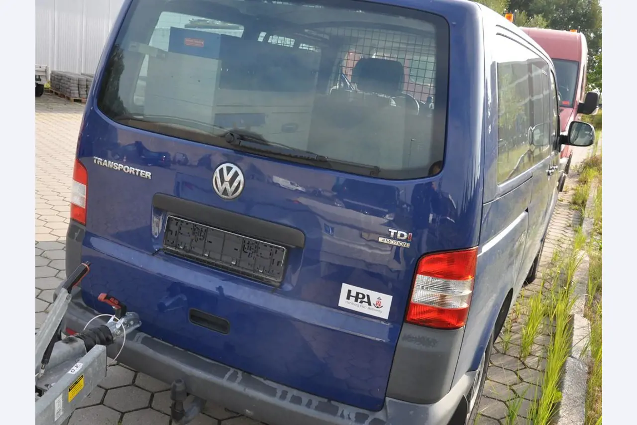 diverse schwimmende Arbeitsgeräte-5