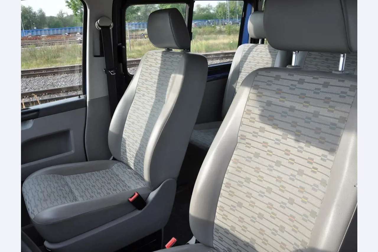 diverse schwimmende Arbeitsgeräte-9