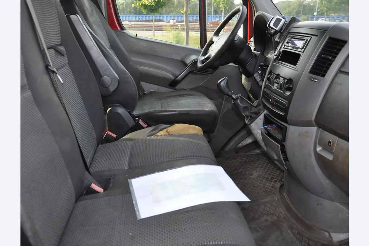 diverse schwimmende Arbeitsgeräte-10