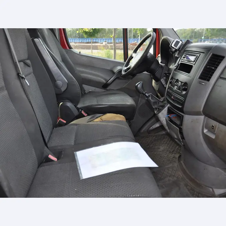 diverse schwimmende Arbeitsgeräte-10