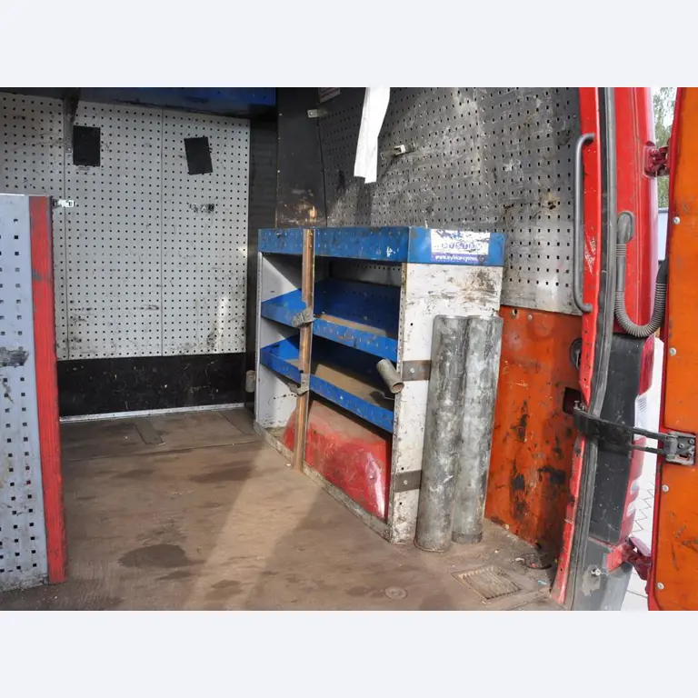 diverse schwimmende Arbeitsgeräte-14