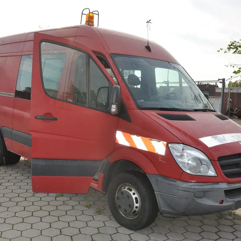 Specjalny pojazd warsztatowy Mercedes Benz 906 KA 50 Sprinter