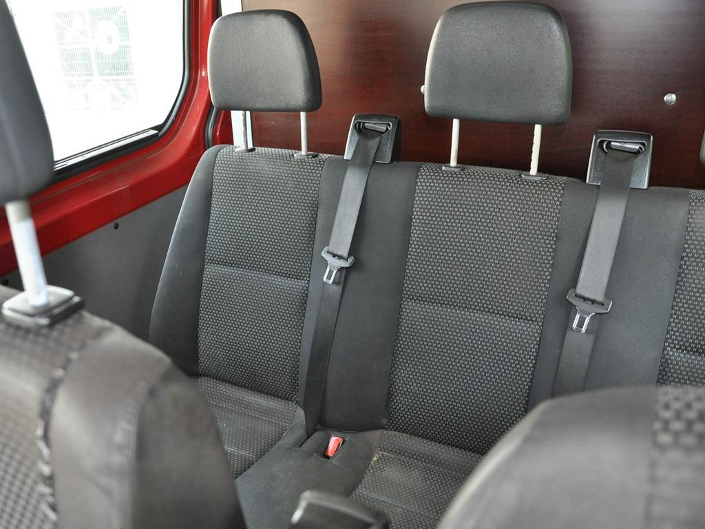 Različni plavajoči pripomočki-11