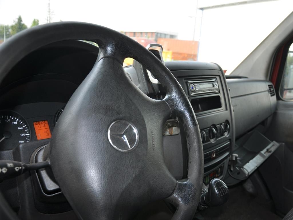 Različni plavajoči pripomočki-12