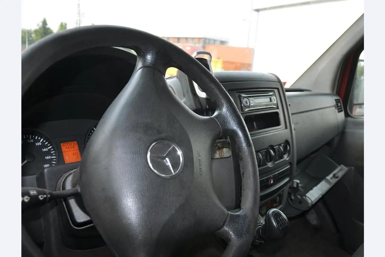 Diversos utensílios flutuantes-12