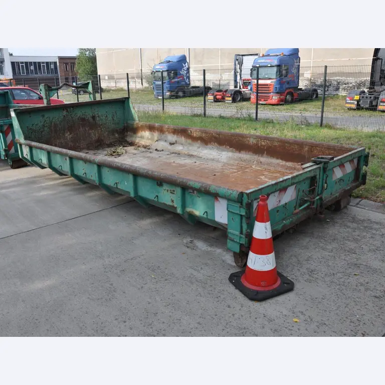 Diversos utensílios flutuantes-2