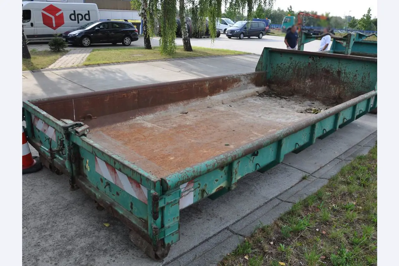 Diversos utensílios flutuantes-3