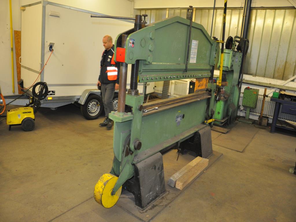 various floating work equipment-1