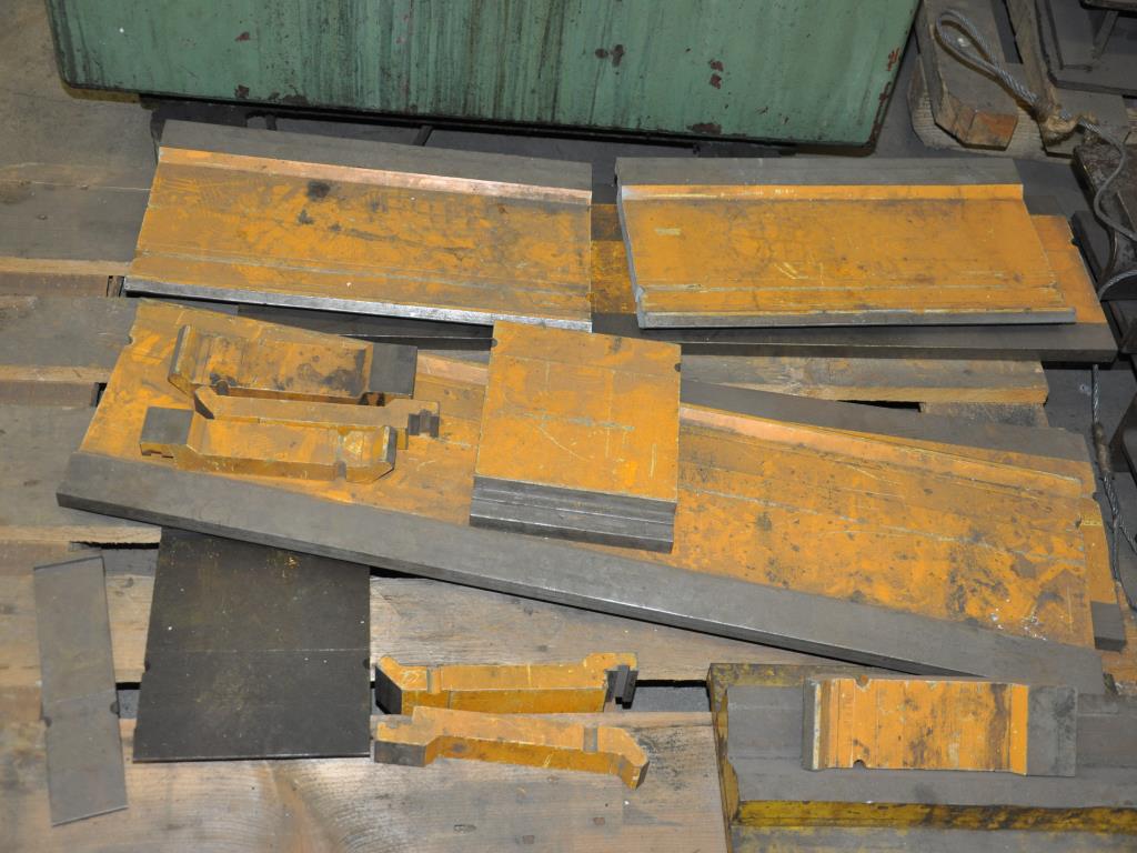 various floating work equipment-8