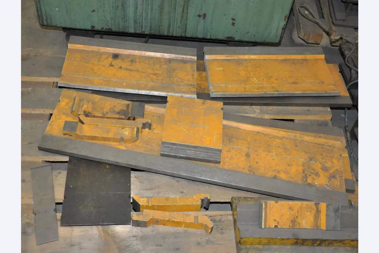 various floating work equipment-8