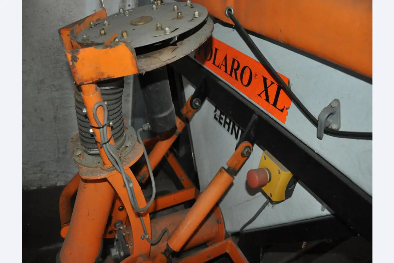 Diversos utensílios flutuantes-3