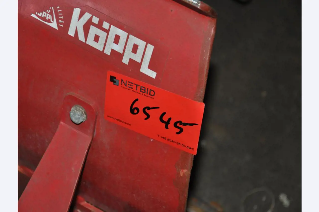 diverse schwimmende Arbeitsgeräte-4