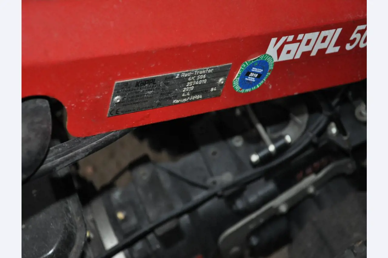 diverse schwimmende Arbeitsgeräte-2