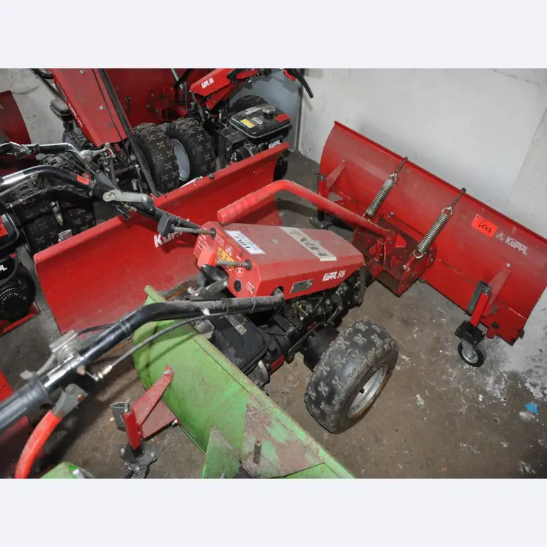 diverse schwimmende Arbeitsgeräte-1