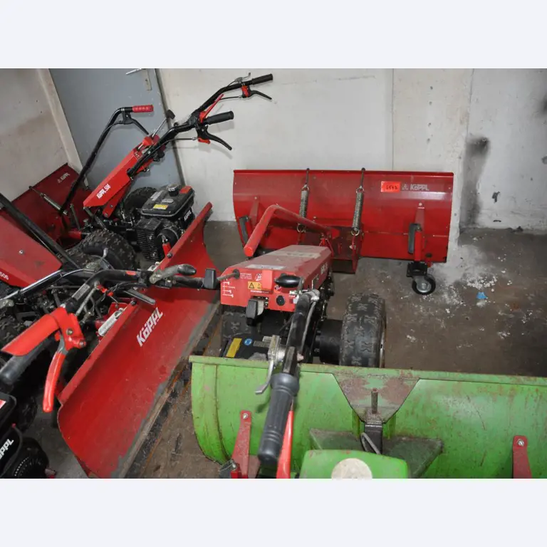 diverse schwimmende Arbeitsgeräte-2