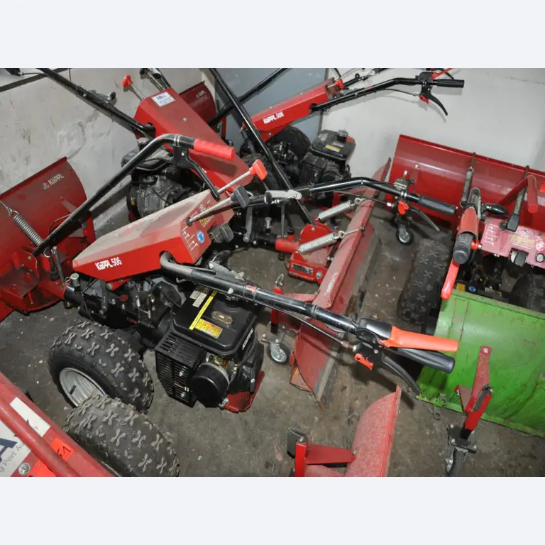 diverse schwimmende Arbeitsgeräte-1