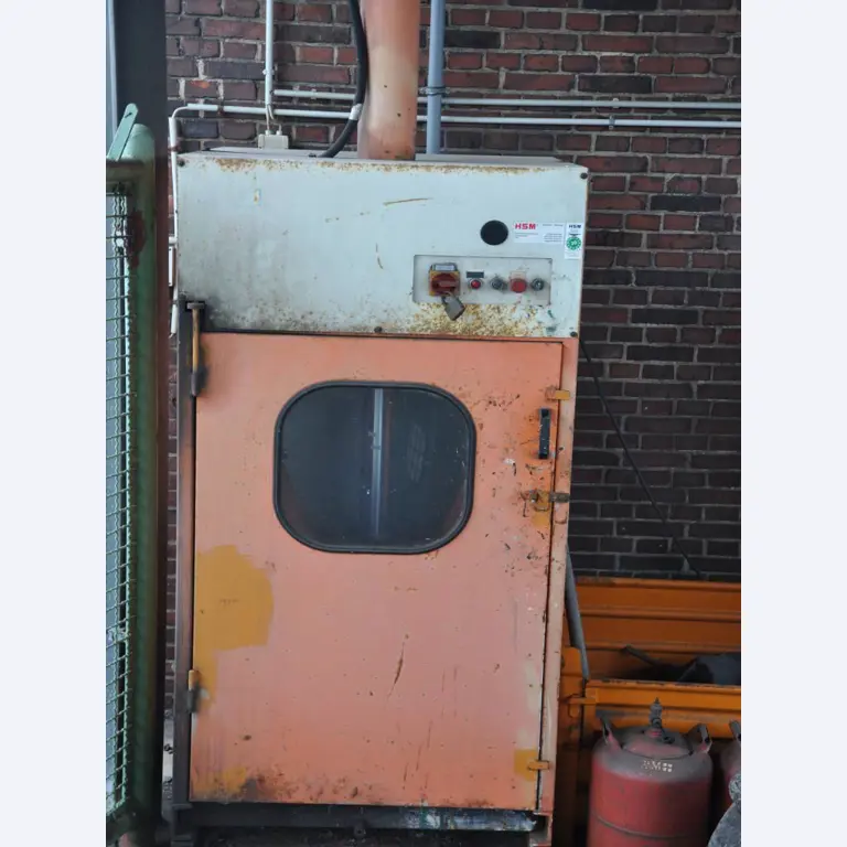 diverse schwimmende Arbeitsgeräte-2