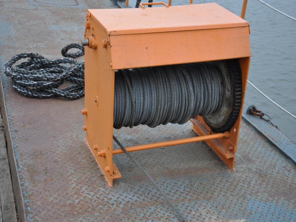 Różne narzędzia pływające-11