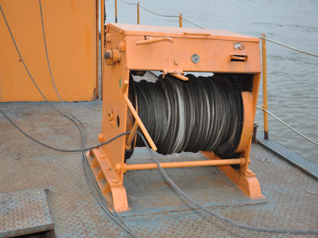 Różne narzędzia pływające-14